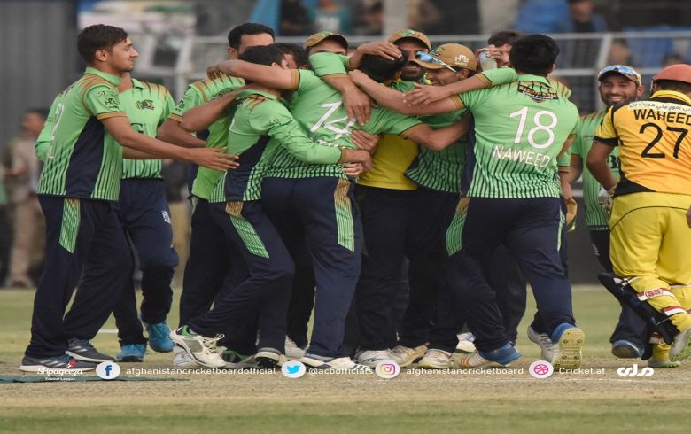 DRAGONS HEAD TO FINAL HOLDING NERVE IN A THRILLING RUN FEAST DRAGONS HEAD TO FINAL HOLDING NERVE IN A THRILLING RUN FEAST