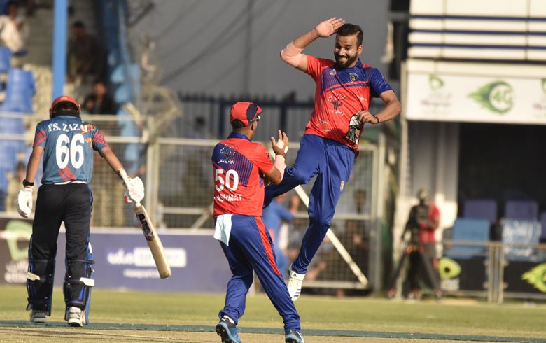 Dawlat, Shahidi secure record win for Knights against Sharks Dawlat, Shahidi secure record win for Knights against Sharks