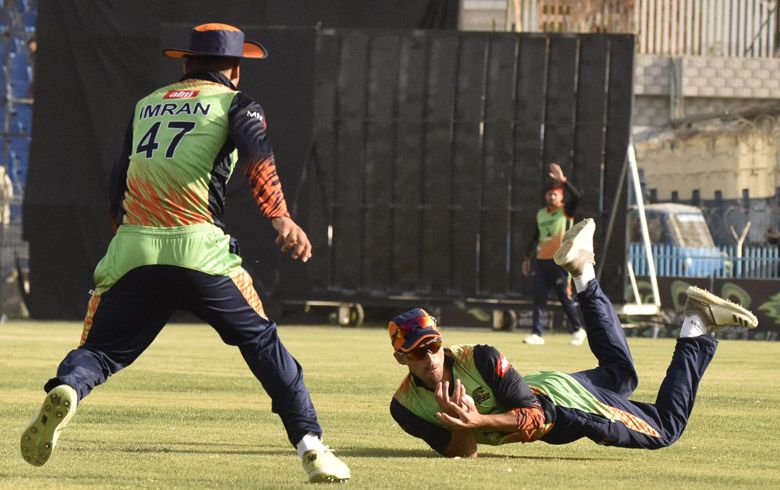 Asghar, Mirwais take Dragons to Qualifier Asghar, Mirwais take Dragons to Qualifier