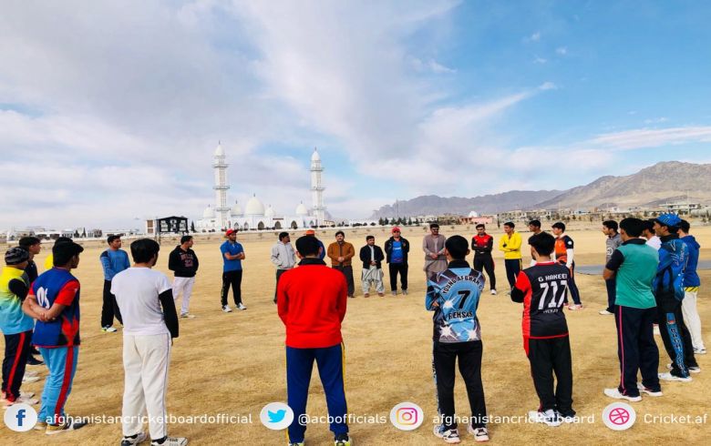 د کرکټ په بست زون کې هم د چټک توپ اچوونکو ازموینه واخیستل شوه د کرکټ په بست زون کې هم د چټک توپ اچوونکو ازموینه واخیستل شوه