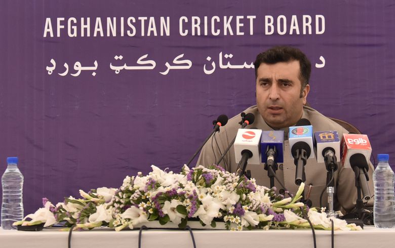 فرهان یوسفزی: «د کرونا له ننګونو سربېره مونږ سم لور ته روان یو» فرهان یوسفزی: «د کرونا له ننګونو سربېره مونږ سم لور ته روان یو»
